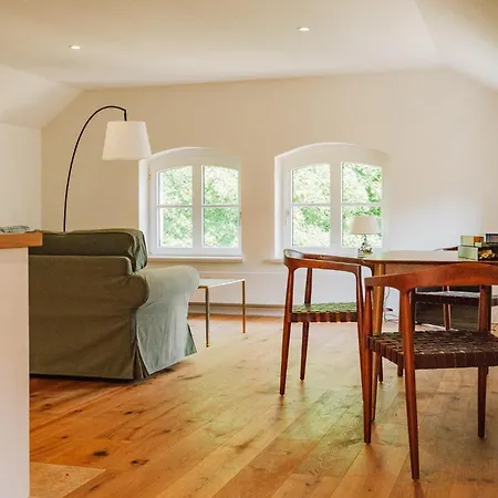 Apartment Alleehaus An Der Burg Kriegshoven *