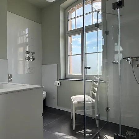 Alleehaus An Der Burg Kriegshoven Apartment