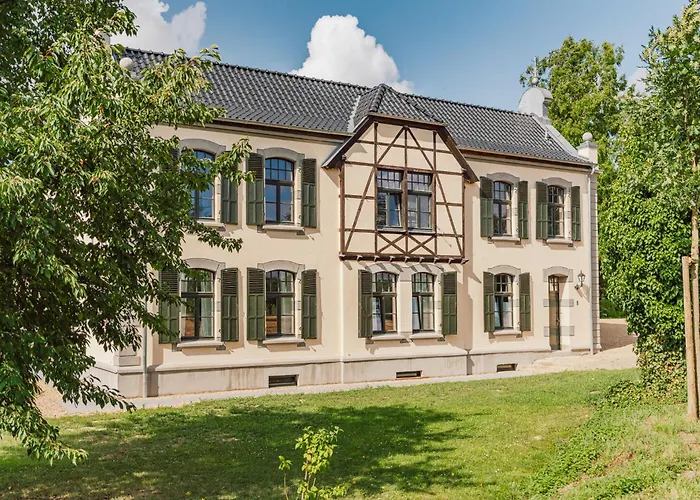 Alleehaus An Der Burg Kriegshoven *