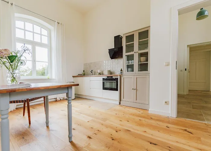 Alleehaus An Der Burg Kriegshoven 斯维斯塔尔